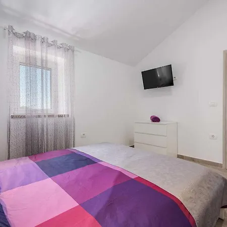 Holiday home Madonna Delle Nevi Oprtalj