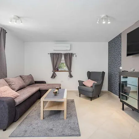Holiday home Madonna Delle Nevi *