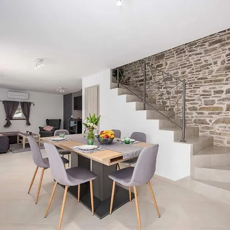 Tatil Evi Madonna Delle Nevi *